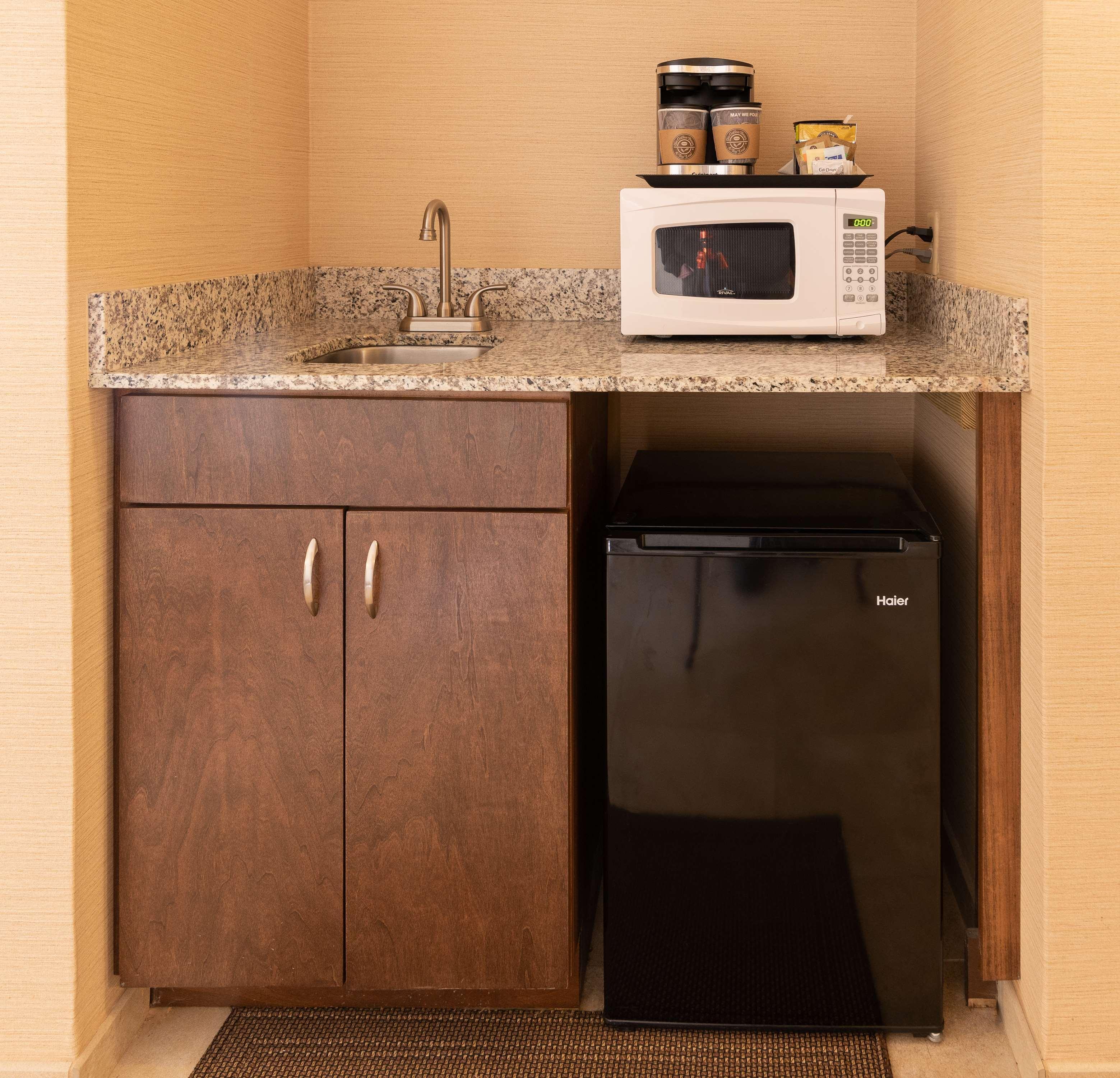 Doubletree By Hilton Norfolk Airport Hotel Luaran gambar