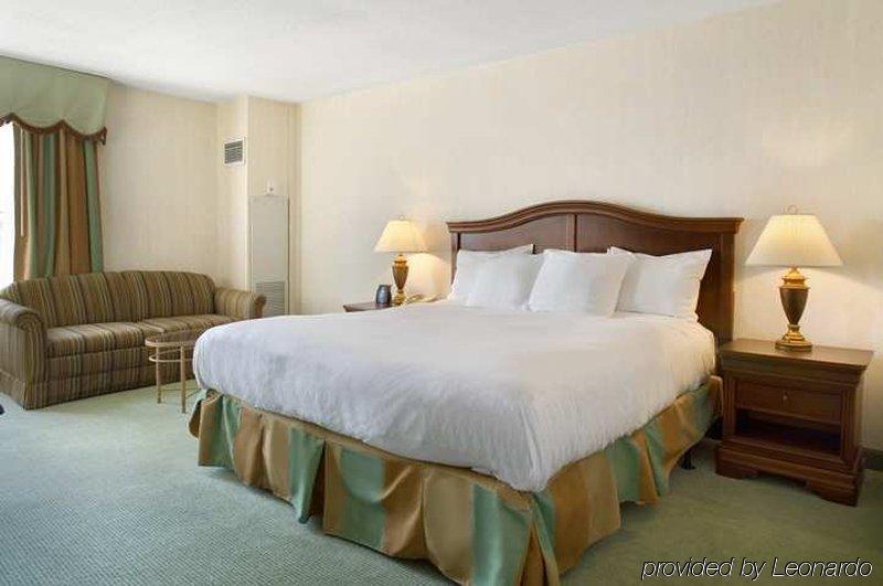 Doubletree By Hilton Norfolk Airport Hotel Luaran gambar