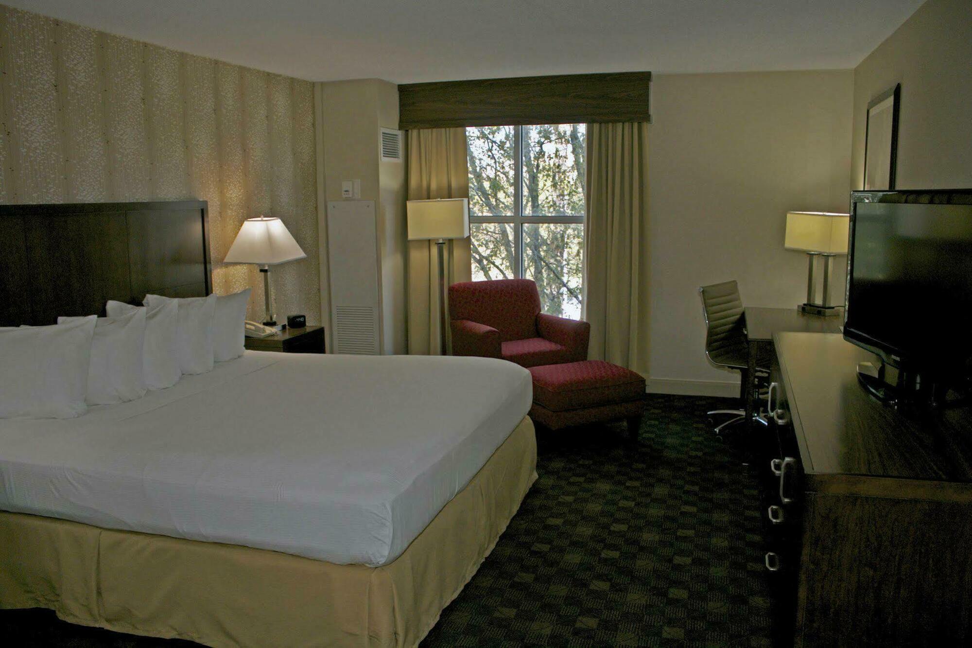 Doubletree By Hilton Norfolk Airport Hotel Luaran gambar